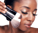 Make-up für dunkle Haut: Die besten Produkte und Tipps für einen makellosen Look Make-up für dunkle Haut: Die besten Produkte und Tipps für einen makellosen Look